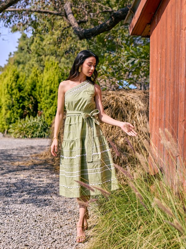 Green One-Shoulder Tiered Midi Dress with Tie Belt — Style Island