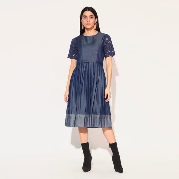 CORVUS DRESS — Linetribe