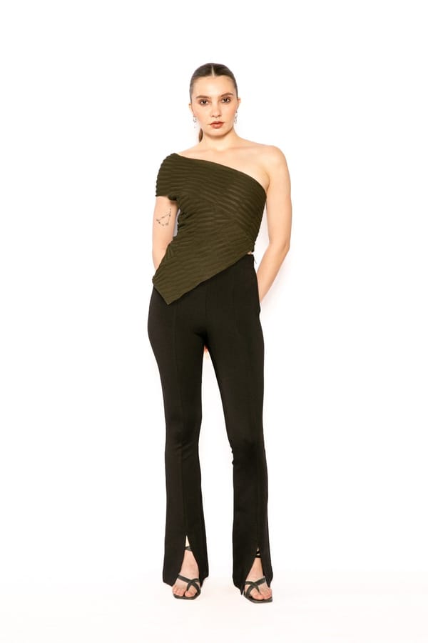 Green One-Shoulder Textured Asymmetric Hem Top — Contemponari