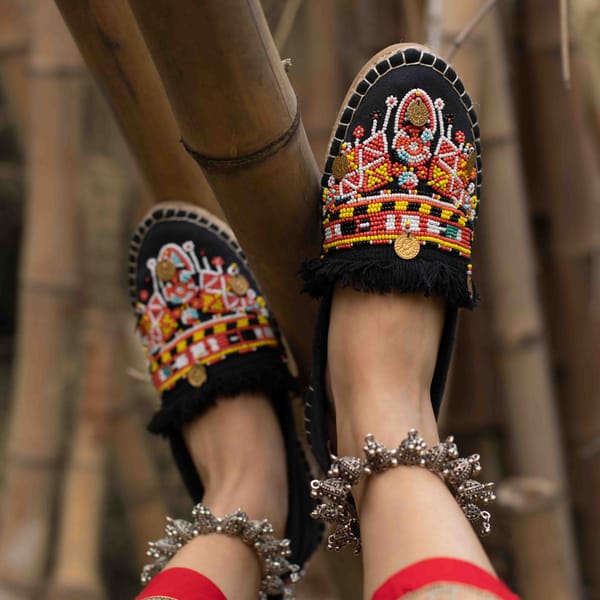 Masai Beaded Espadrilles Black — PARI PARI