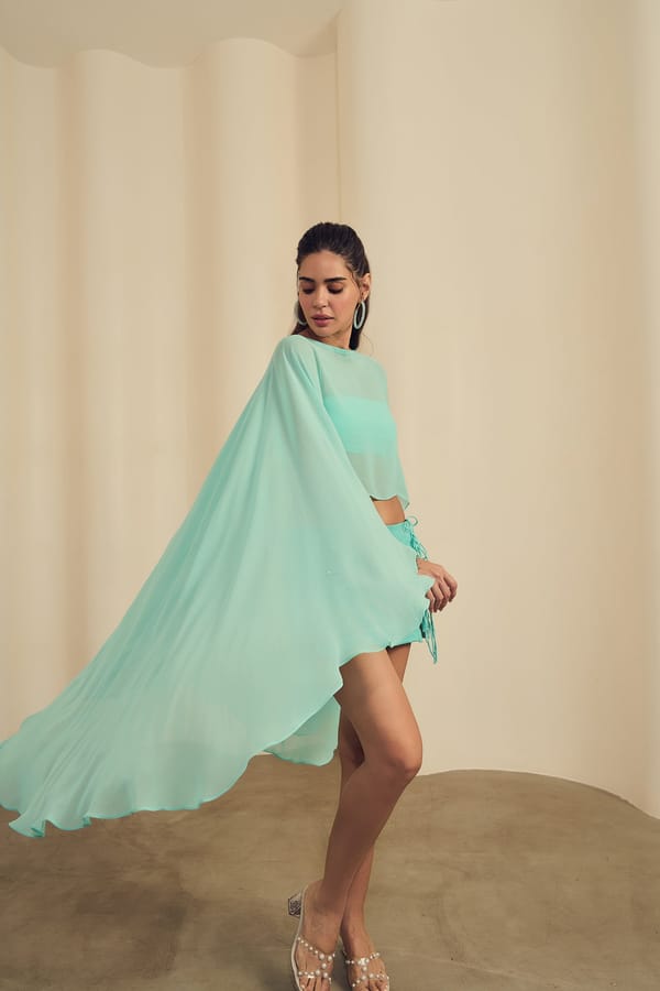 Nova Poncho — LABEL FROW