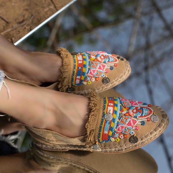 Masai Beaded Espadrilles Beige — PARI PARI