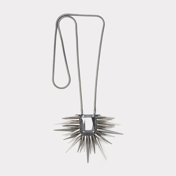 Gothic Pendant — FOREST OF CHINTZ