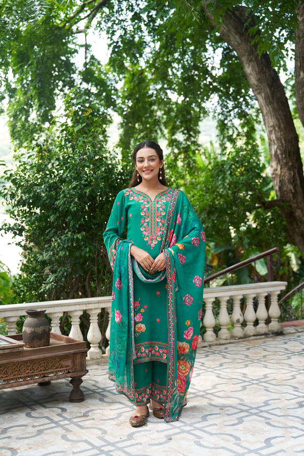 Green Floral Printed Crepe Kurta Set with Dupatta — NARAYANI VASTRA