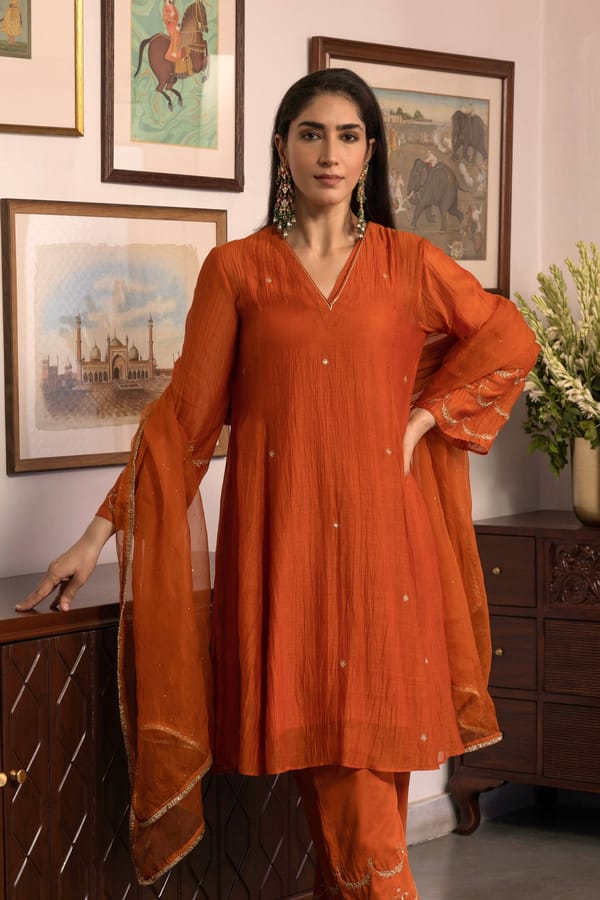 Rati Dastaan Kurta Set — Trendy Tokari