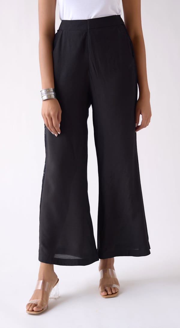 Black Wide-Leg Flared Trousers — Basanti Kapde aur Koffee