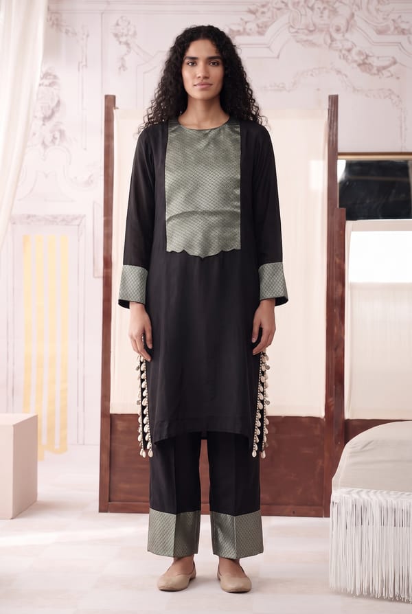 Round Neck Kurta Set — Basanti Kapde aur Koffee