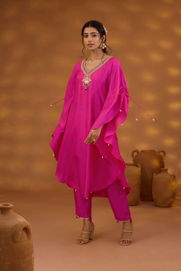 Nandi Kurta Set — ISHA GUPTA TAYAL
