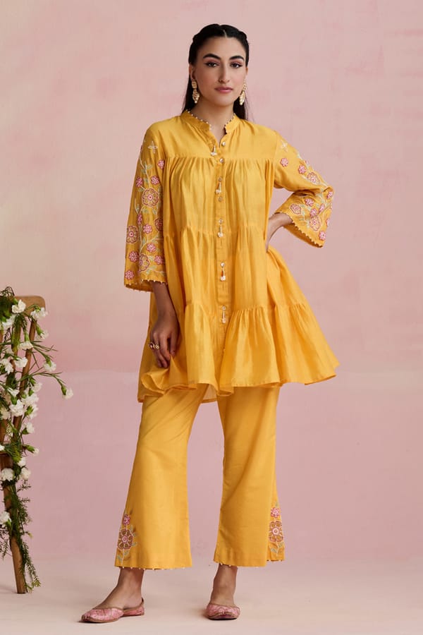 Mango Yellow Chanderi Embroidered Kurta Set with Pants — NIRVAIR CLOTHING
