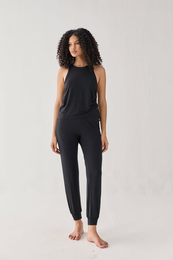 Modal Racerback Tank and Jogger Set — REISTOR