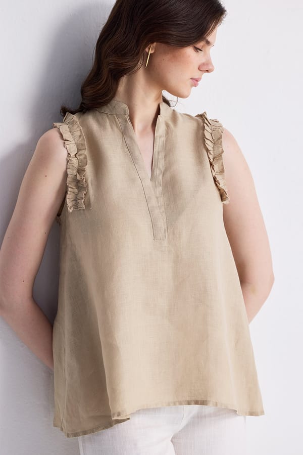 Sleeveless Hemp Top with Ruffles — REISTOR