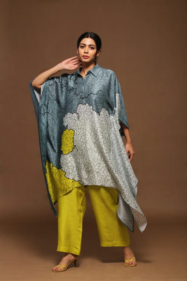 Yellow Plush Untangle Indigo — CLOS