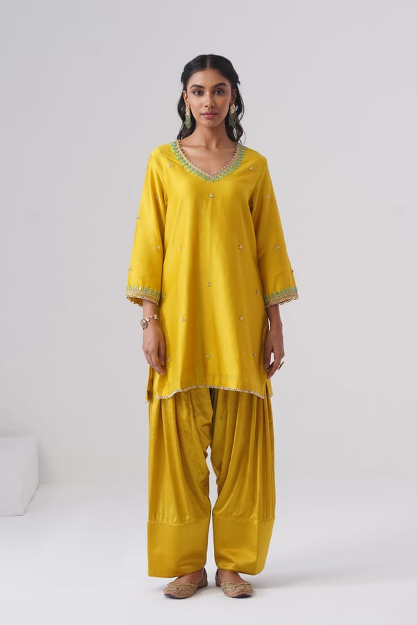 Swara Set — UGNA