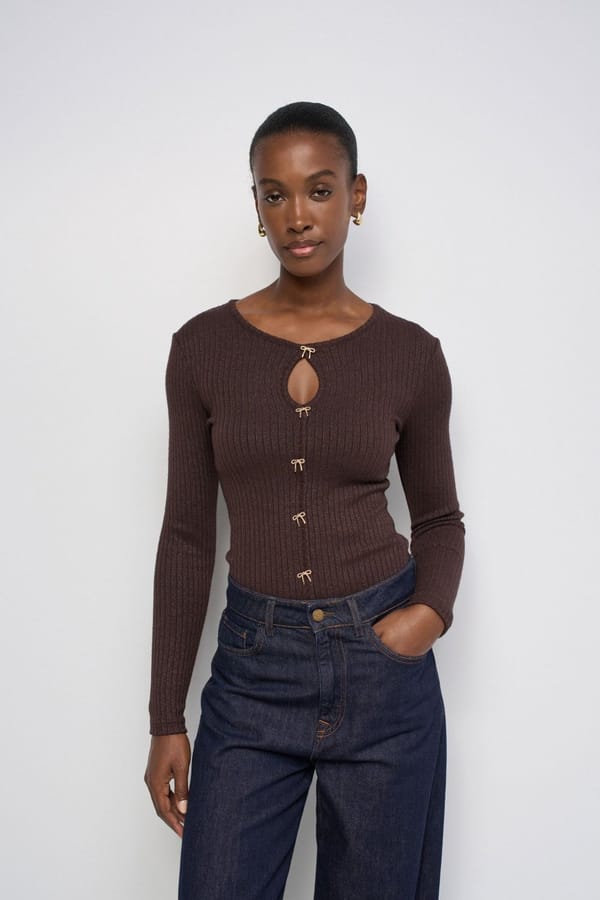 Longsleeve W/ Front Cut And Lace Buttons — SALSA JEANS