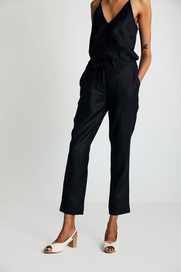 The Goes with Everything Pant in Black — REISTOR