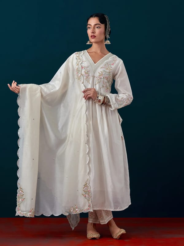 Scalloped Embroidered Dupatta — Anantaa