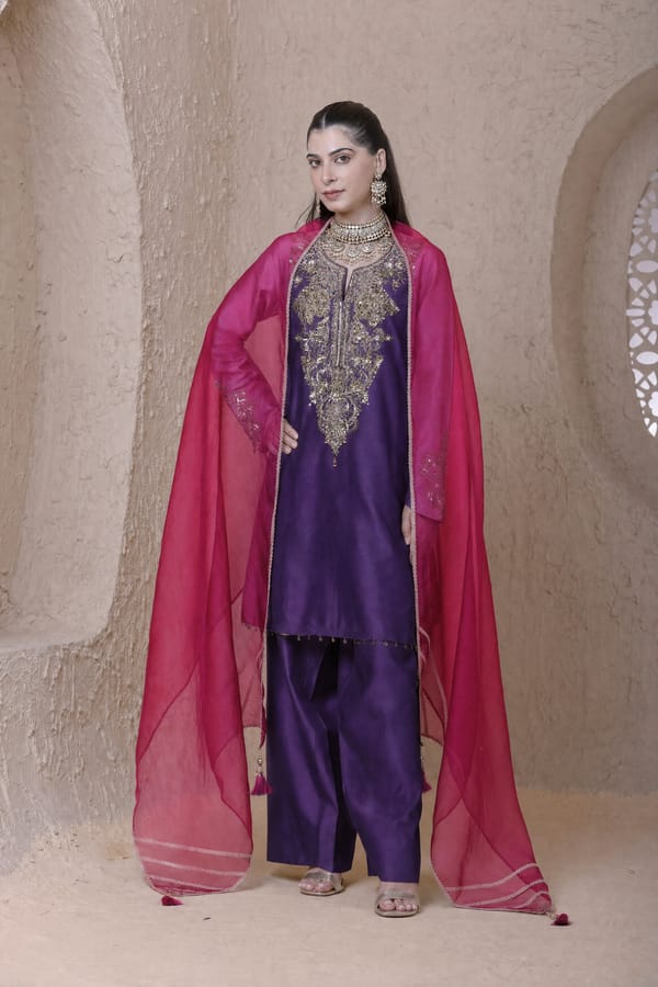 Rangrez Aari Dori Short Kurta Set — LABEL NITI BOTHRA