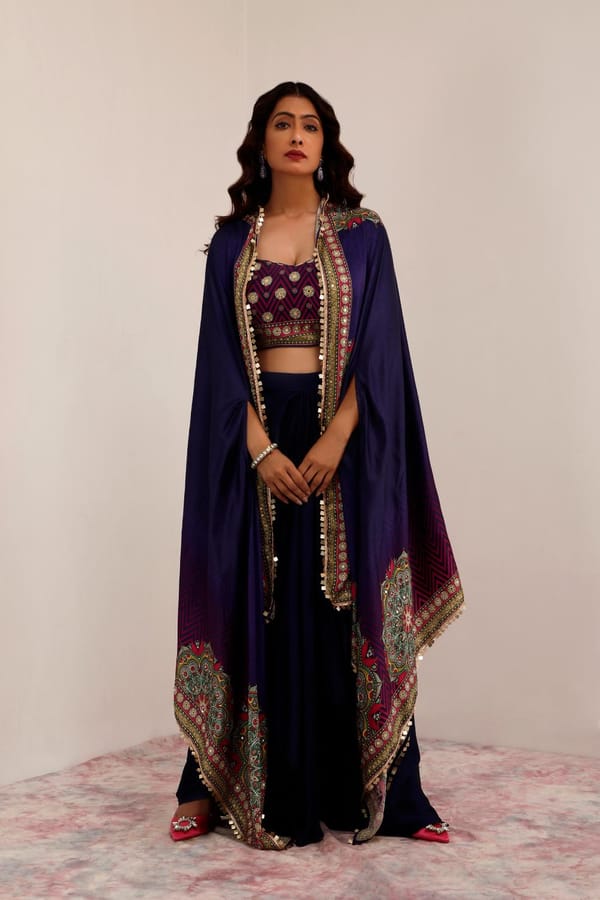 Kaashni Cape Set — Surkh Syahi