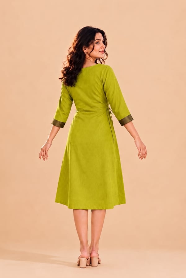 Mandira Dress — BINKS