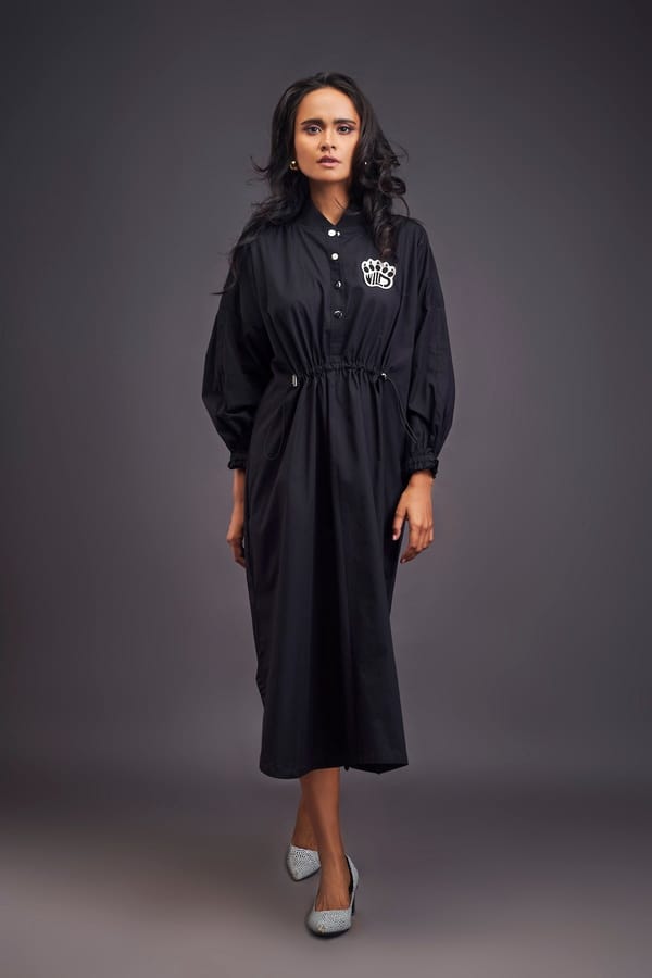 Oversized Dress With Ruched Detailing On The Waist Black — Deepika Arora