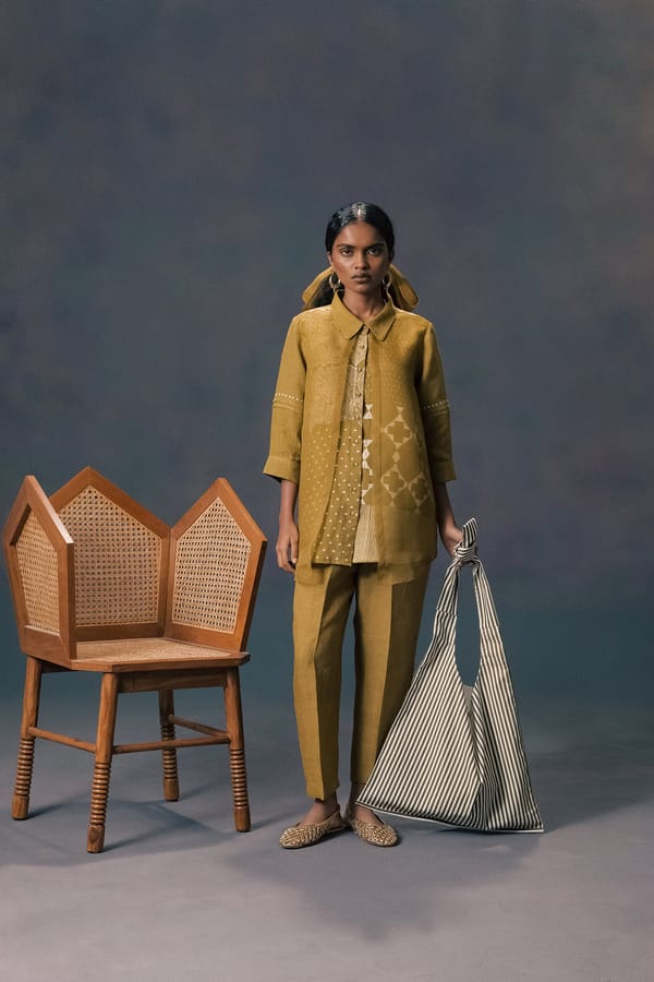 Print Shirt In Linen & Organza With Straight Pant — Arcvsh Pallavi Singh