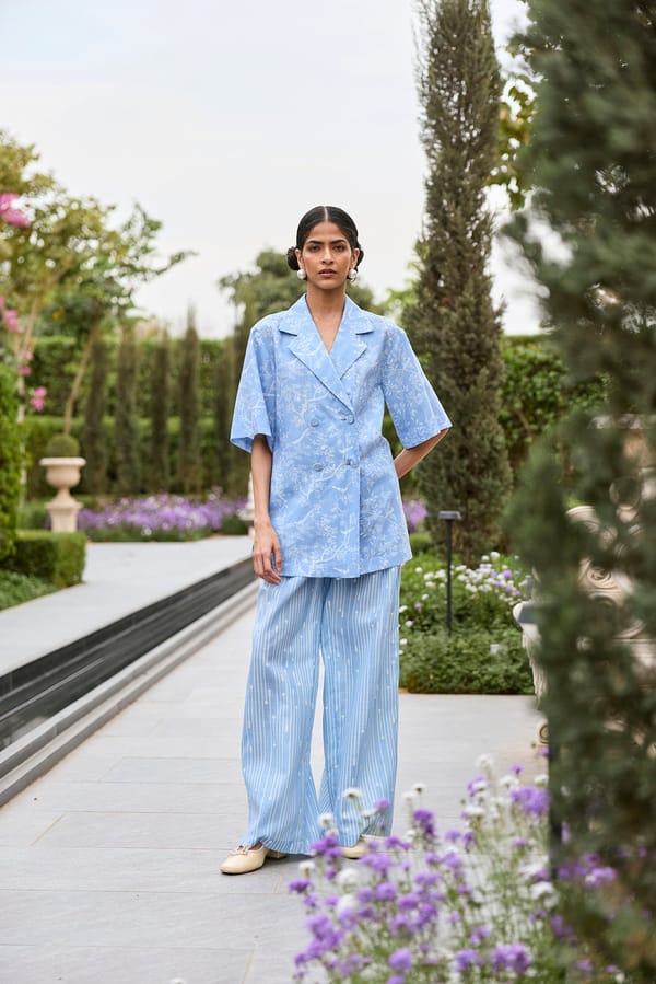 Aureva Blue — MERO STUDIO