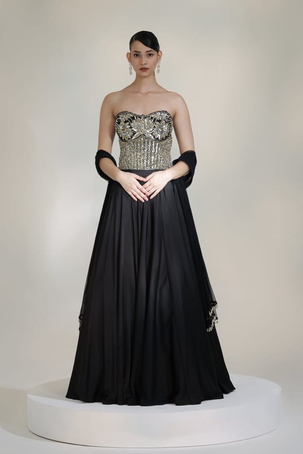 Eclipse Corset Lehenga Set — LIBAS CAFE