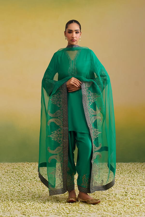 Naaz Emerald Green Hand Embroidered Set with Dupatta — INCHING INDIA