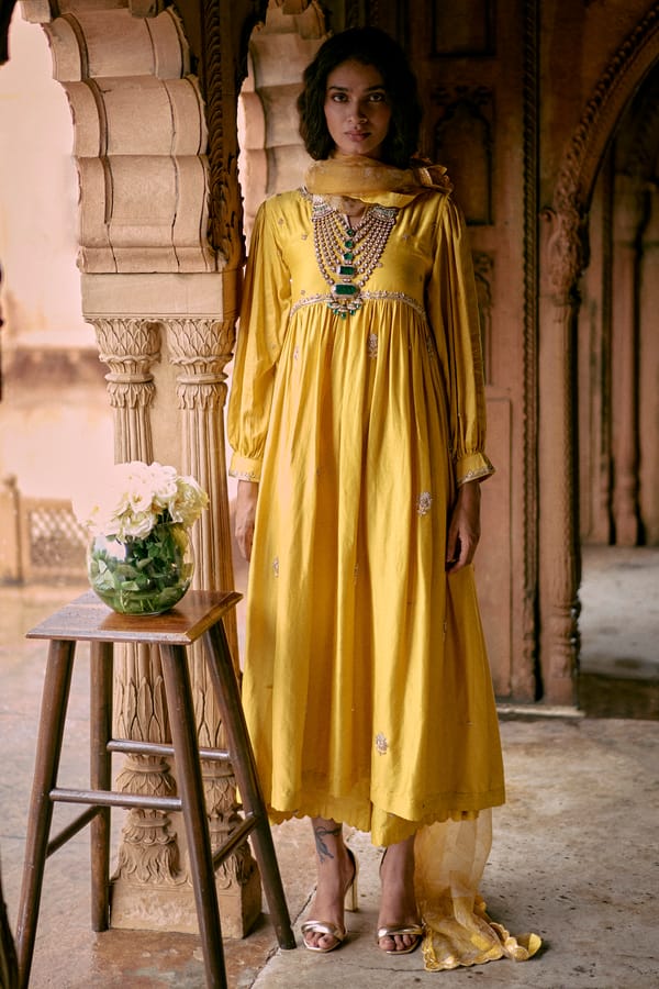 Elizabeth Anarkali Set — Paulmi and Harsh