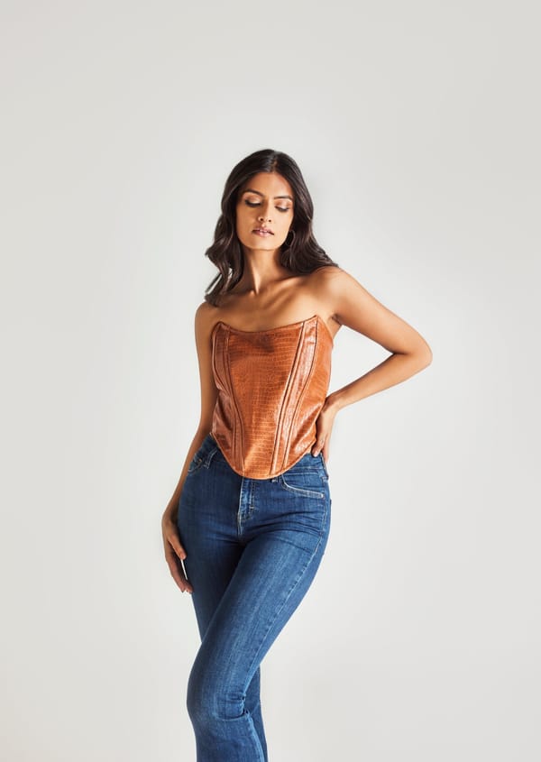 Babe Top — IT Girl