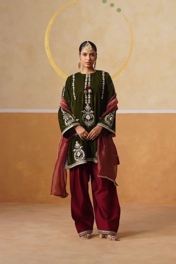Olive Velvet Chaandraat Kurta Set and Dupatta — Chakkraa