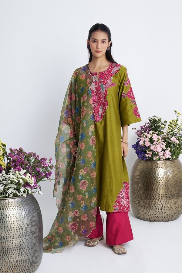 Hara Bootedaar Kurta Set — SIYONA
