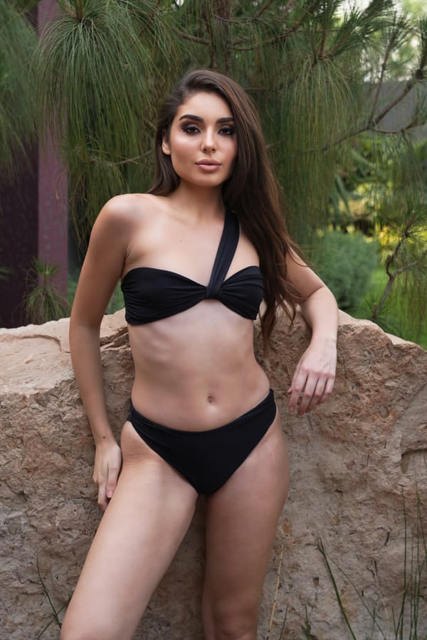 Black One-Shoulder Bikini — Mysthelle