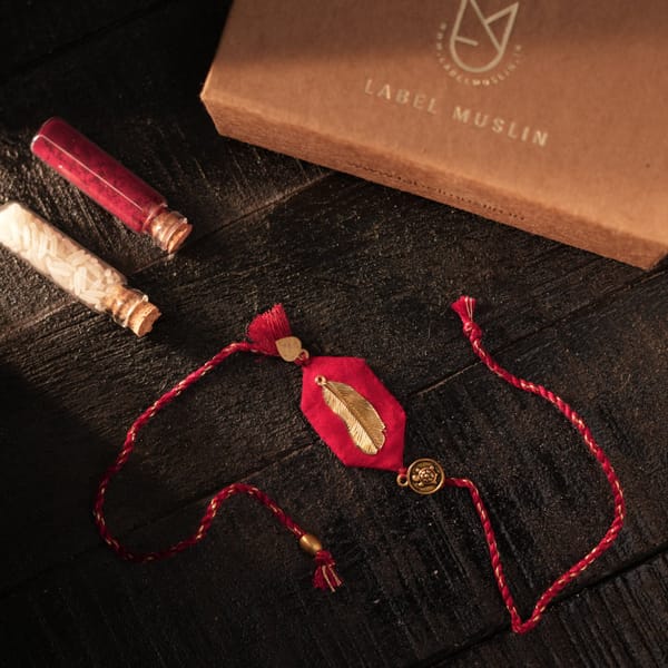 Sunheri Pankh Rakhi — LABEL MUSLIN