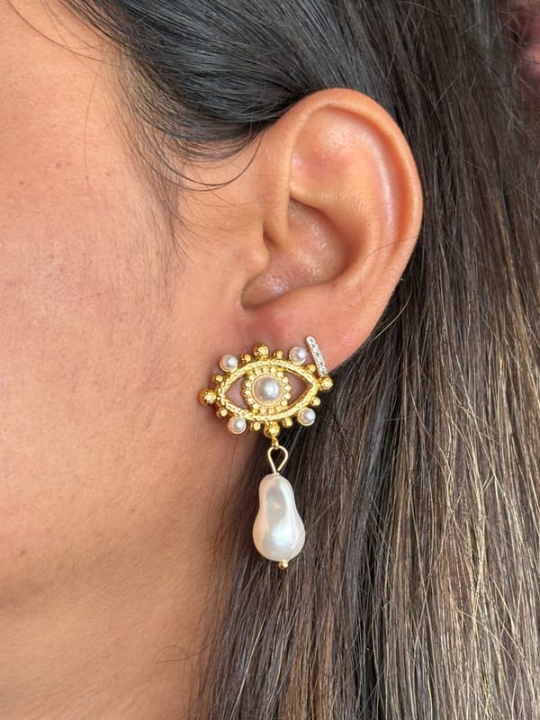 Eye Pearl Earrings — Amossh