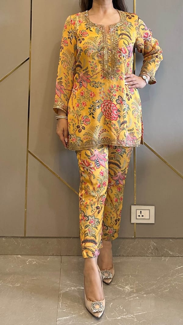 Yellow Floral Paisley Printed Phiran Kurta Set — Kylee Fashions