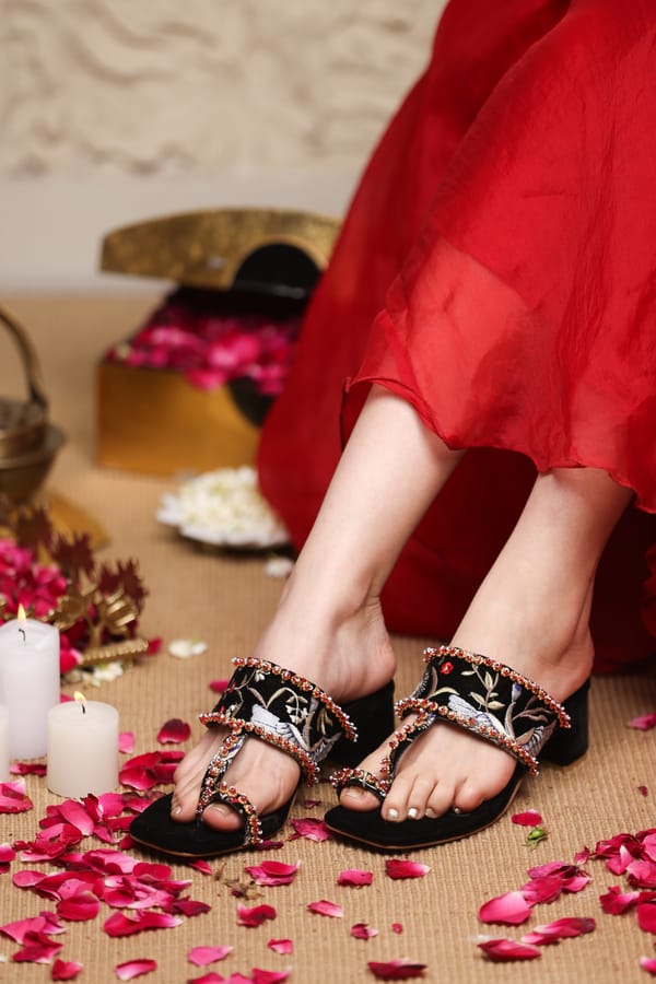 Naqsh Heels — 5 Elements