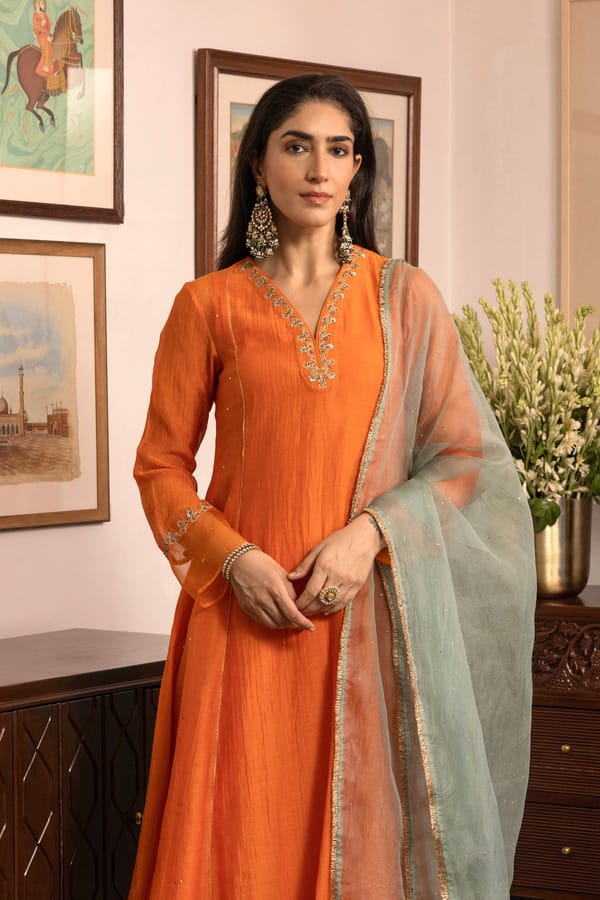 Mumtaz Dastaan Kurta Set — Trendy Tokari