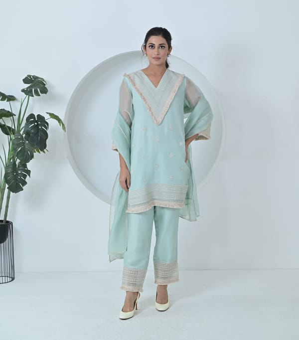 Tassel Lace & Velvet Lace Kurta Set Jute Dupatta Pants — RUCHIKA MALLIKA LABEL