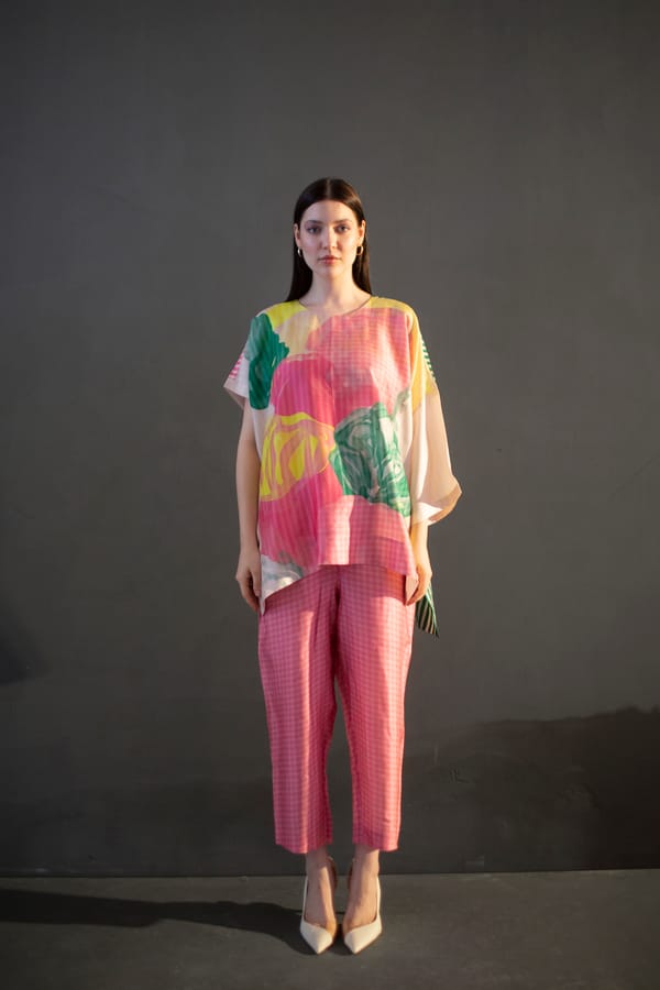 Cream & Pink One Side Kaftan Sleeve Set — CLOS