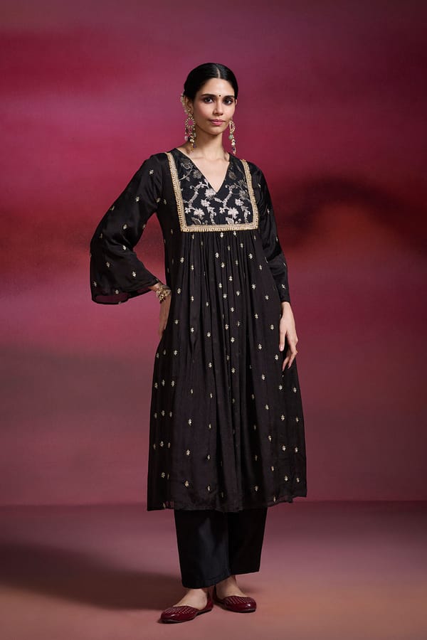 Shyama Black Flared Banarasi Brocade Kurta Set — Dressfolk