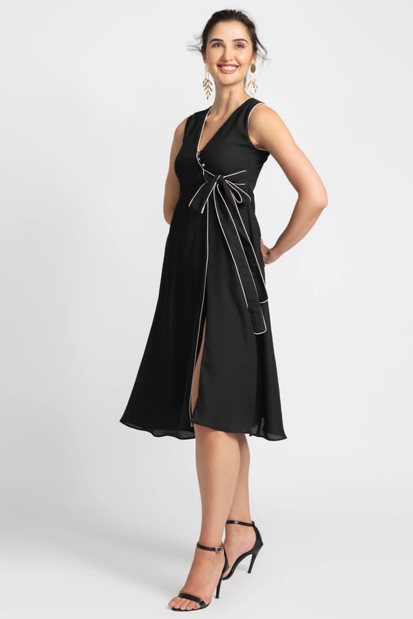 Noir Allure Midi Dress — Julo