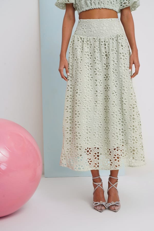 Hats Off Skirt- Blue Floral Lace — Chöjé