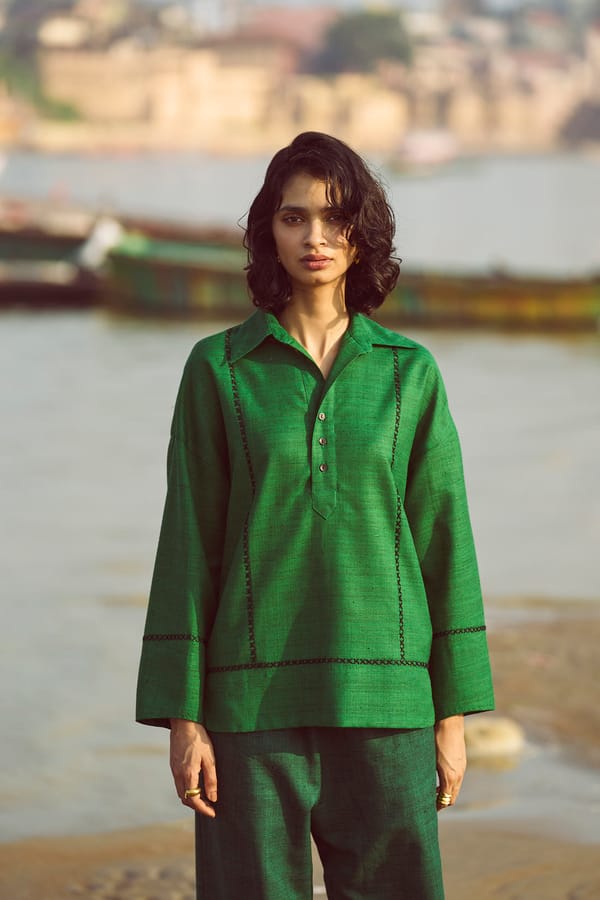Green Popover Collared Top with Contrast Stitch Detail — Dash and Dot