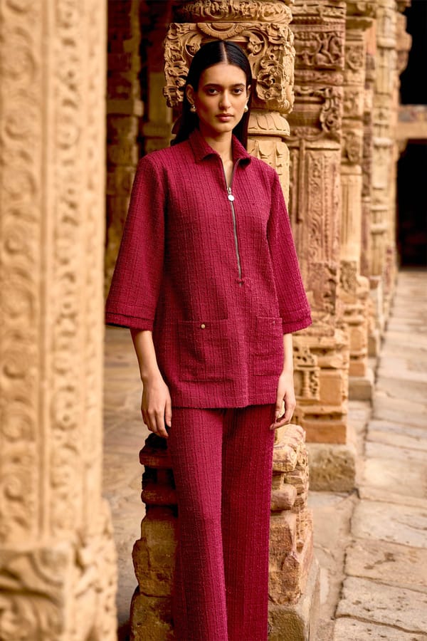 Brick Textured Bouclé Knit Zip-Front Collared Top — Dash and Dot
