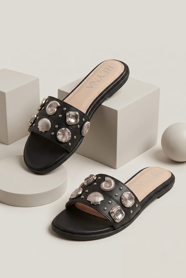 Noir Crystal Slide — Reyna