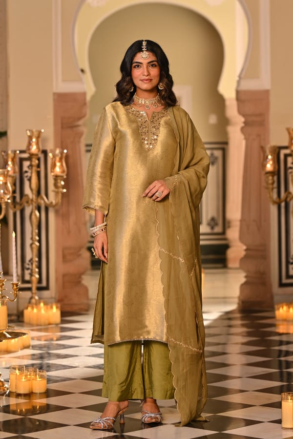 Kelly Green Muslin Silk Jacquard Embroidery Set — MAHEE JAIPUR