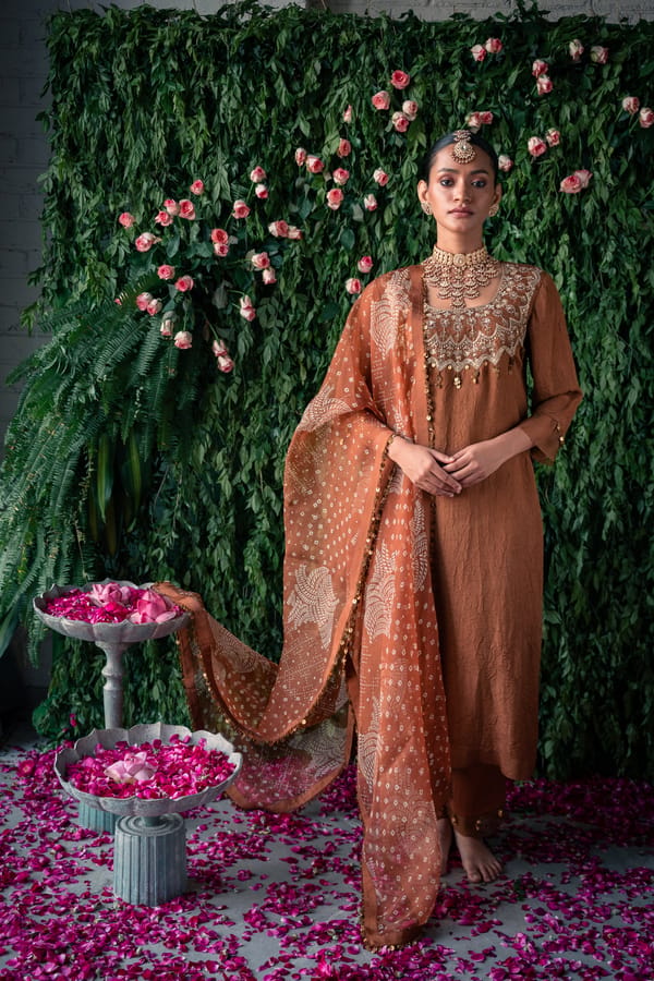 Brown Embroidered Crushed Silk Kurta Set with Dupatta — Pooja Singhal