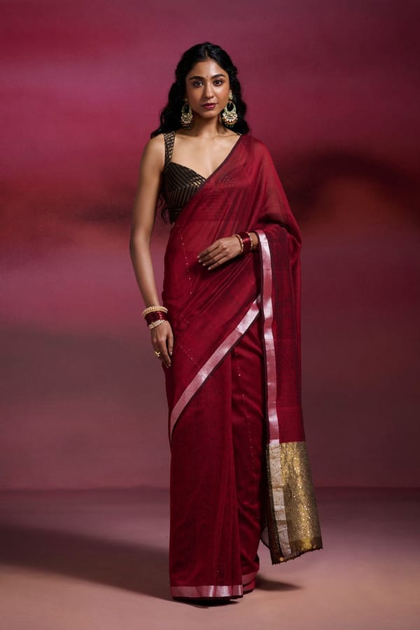 Maroon Cotton Sequin Saree with Zari Border and Gold Pallu — Dressfolk