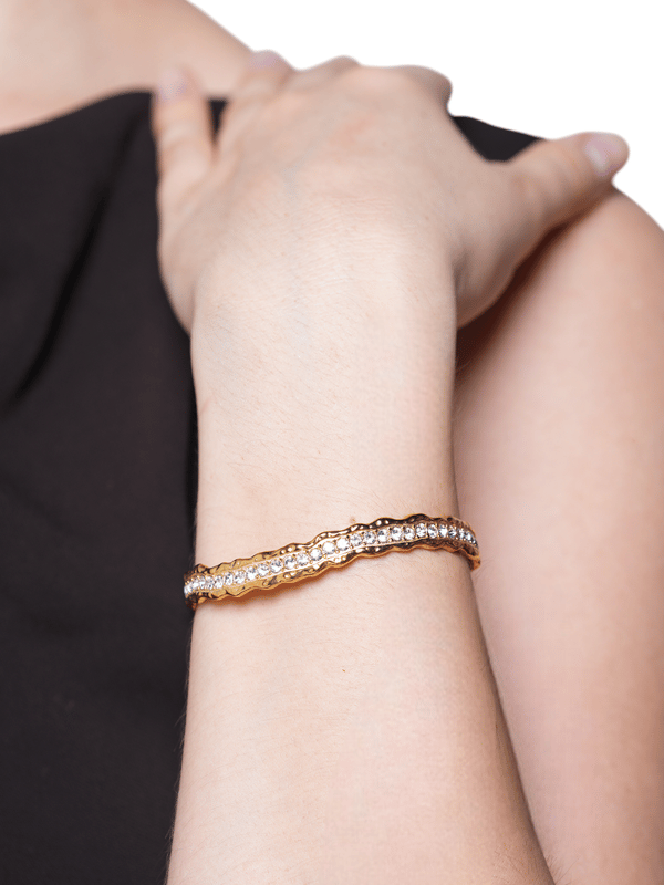 Wave Design with Inlay Rhinestone Opening Bangle — Cao Jewellery